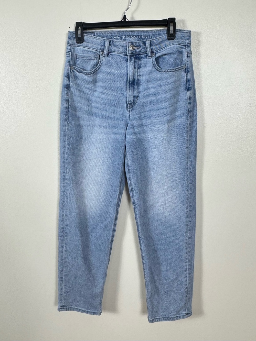 American Eagle Womens Mom Straight Jeans Size 6 Short Essential